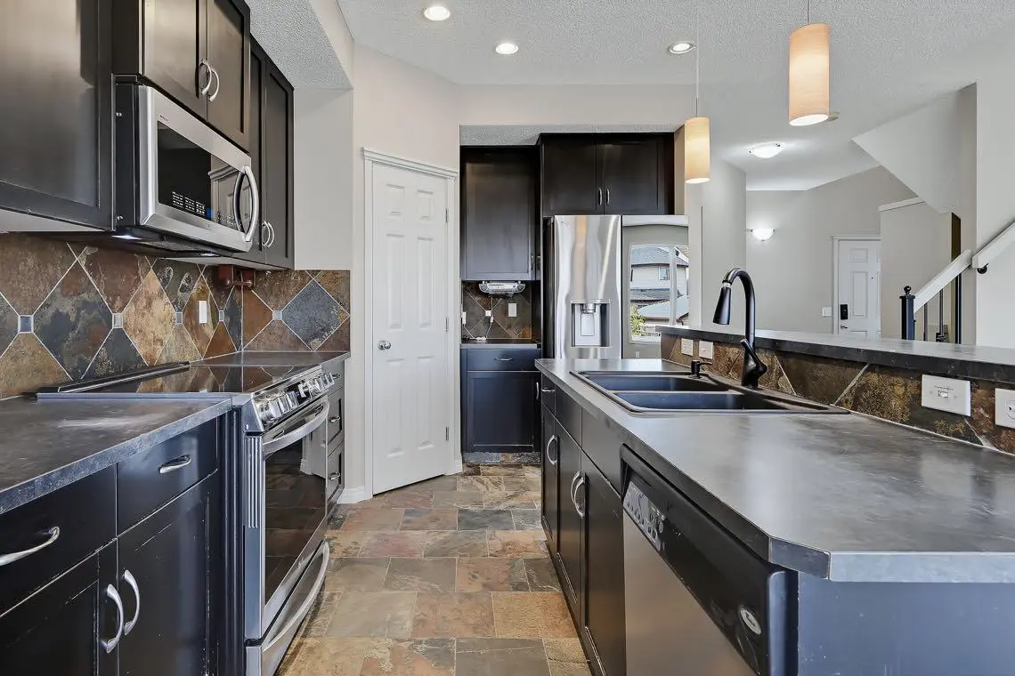 151 Copperfield Common SE
