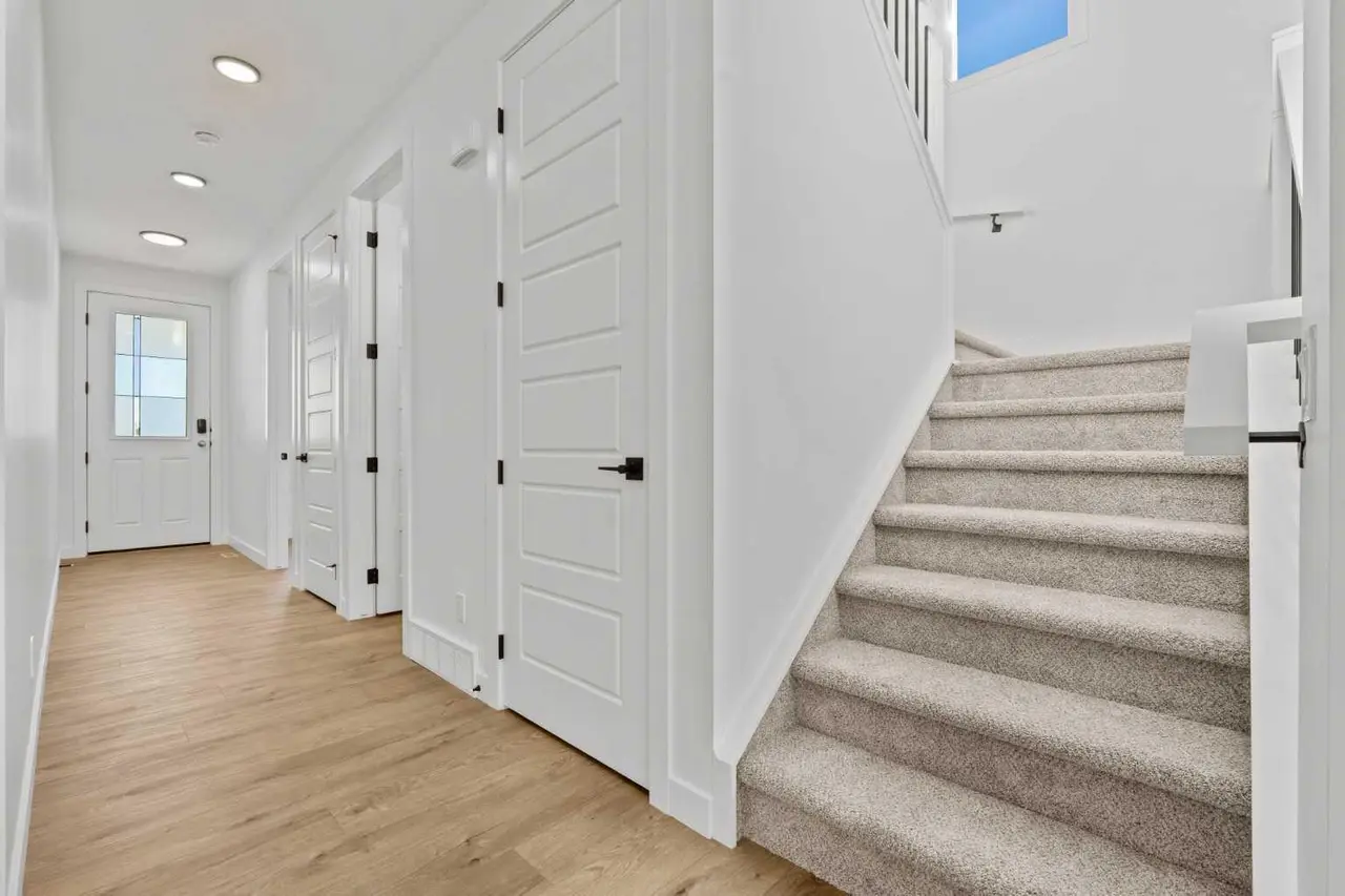 94 Bridgeport Landing 