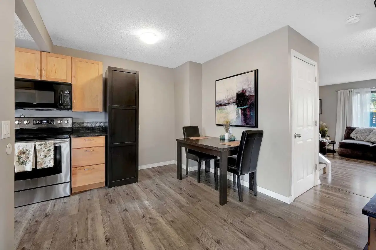 14, 7172 Coach Hill Road SW