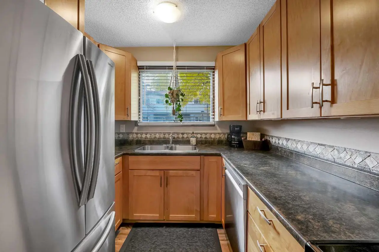 14, 7172 Coach Hill Road SW