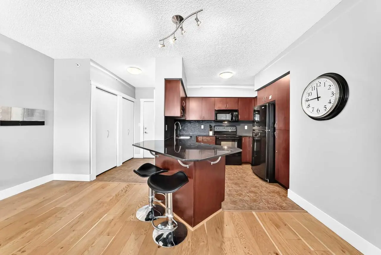 808, 8710 Horton Road SW