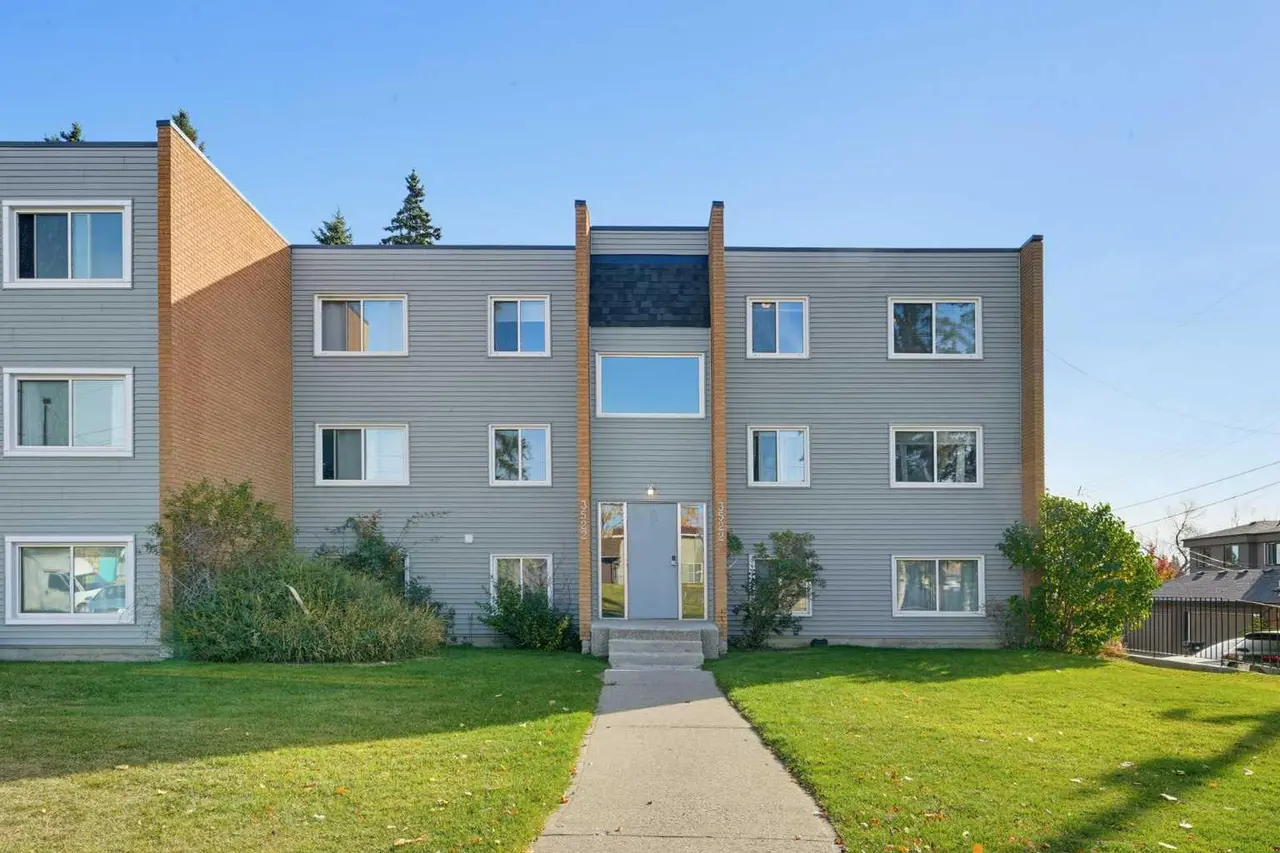 302, 3522 44 Street SW