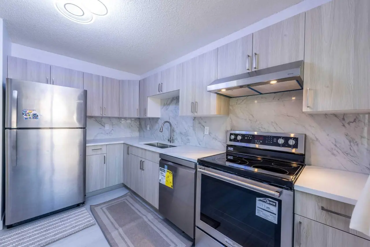 34, 3029 Rundleson Road NE