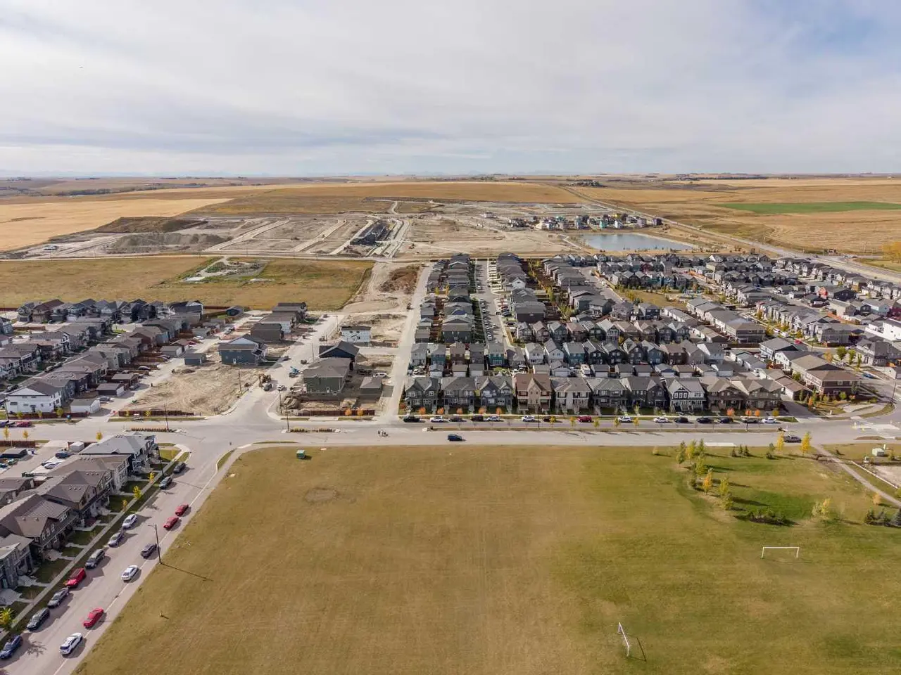 251 Chinook Gate Boulevard SW