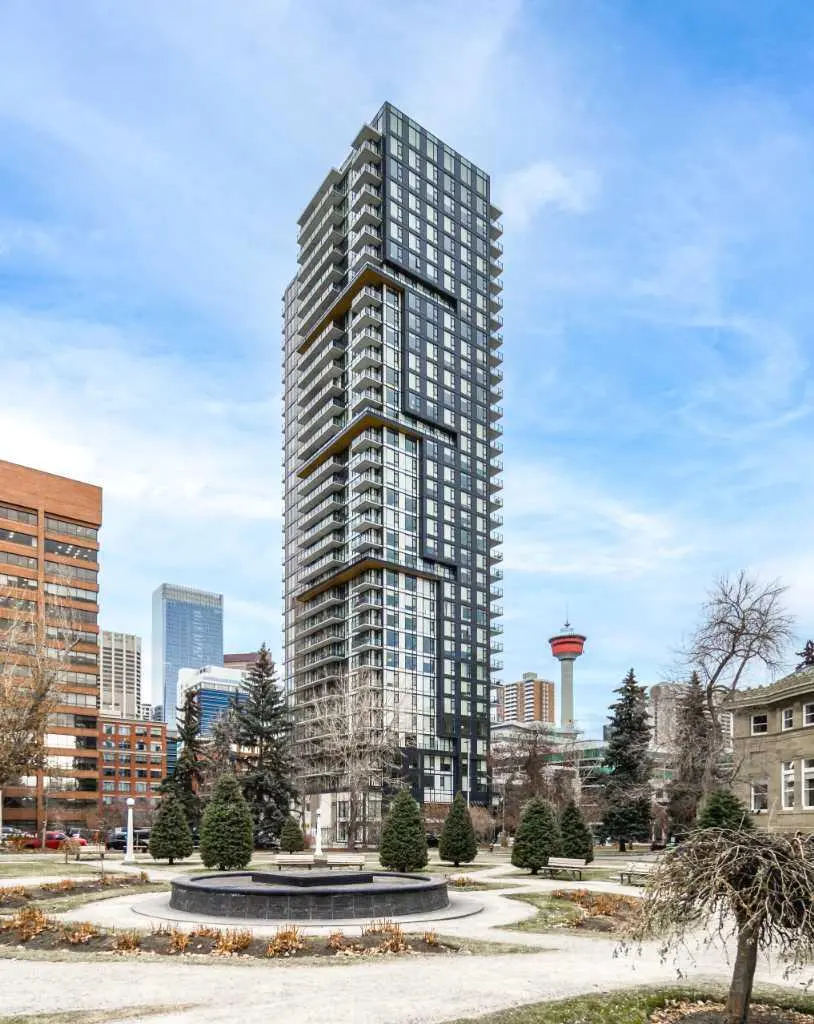 1002, 310 12 Avenue SW