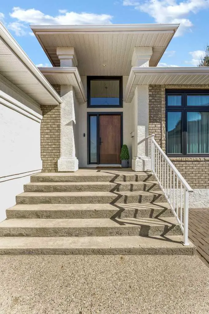 80 Vintage Meadows Place SE