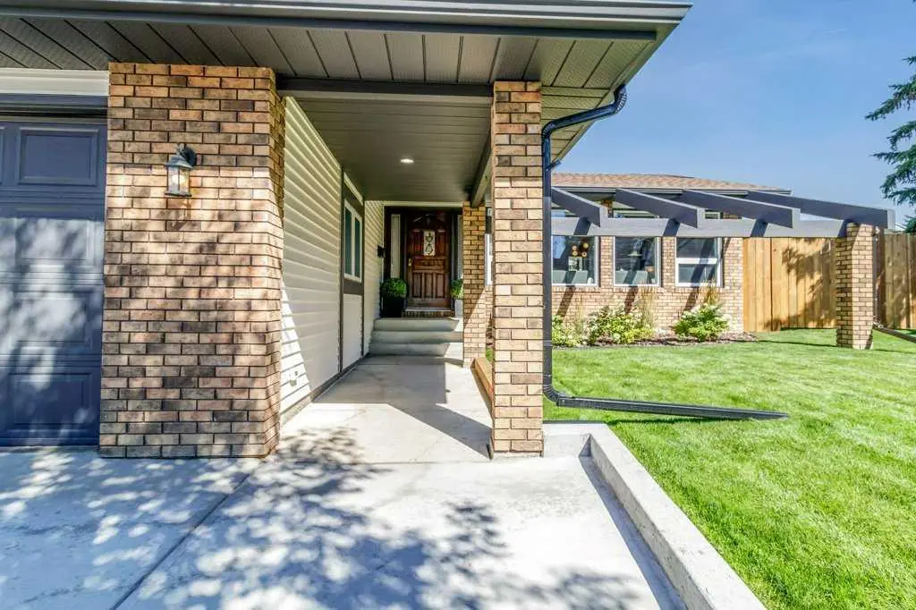 21 Elkin Close 