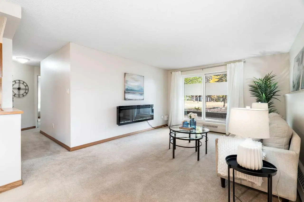 101, 550 Westwood Drive SW