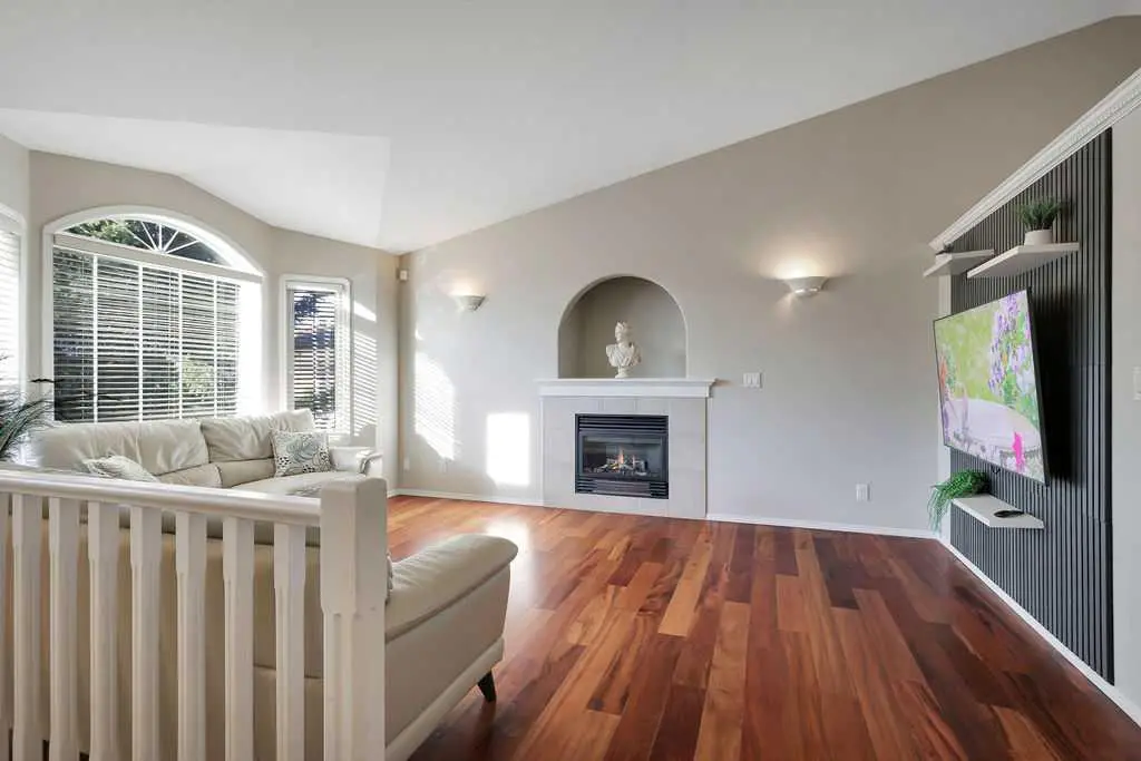 68 Asmundsen Avenue 