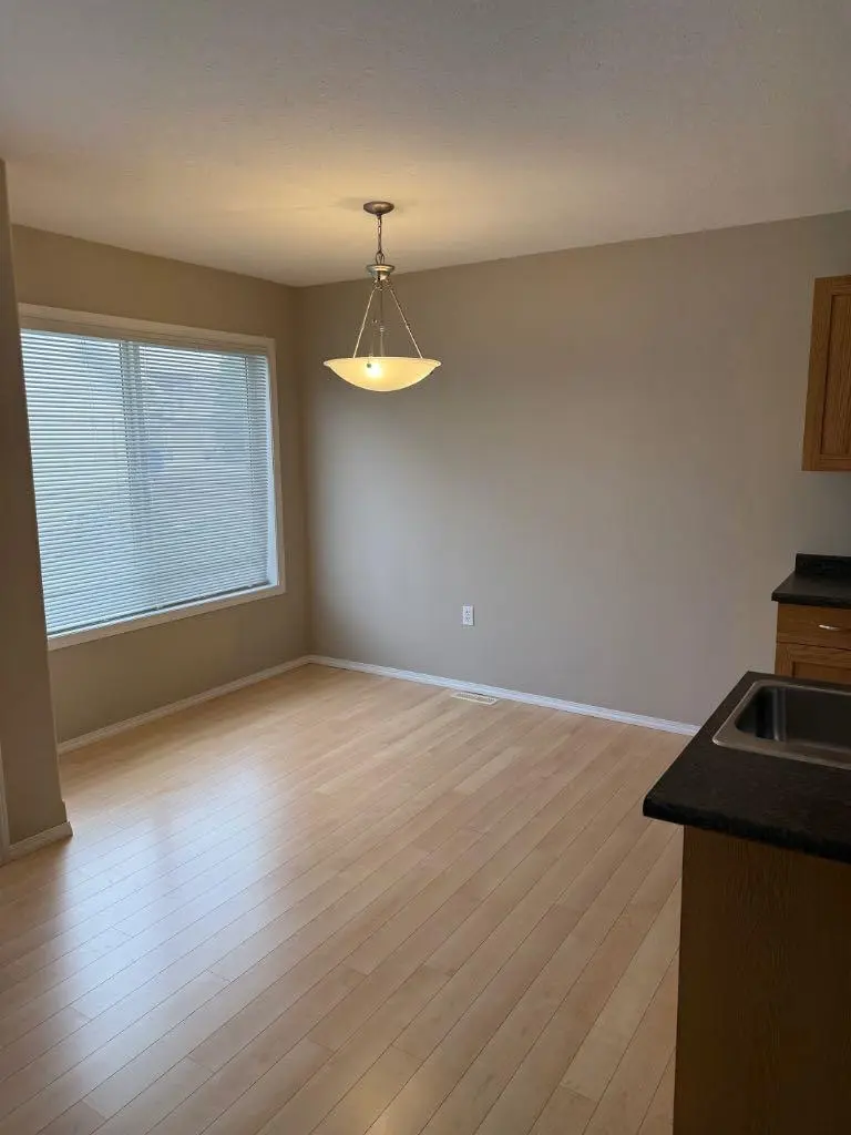 18 Sierra Avenue SW