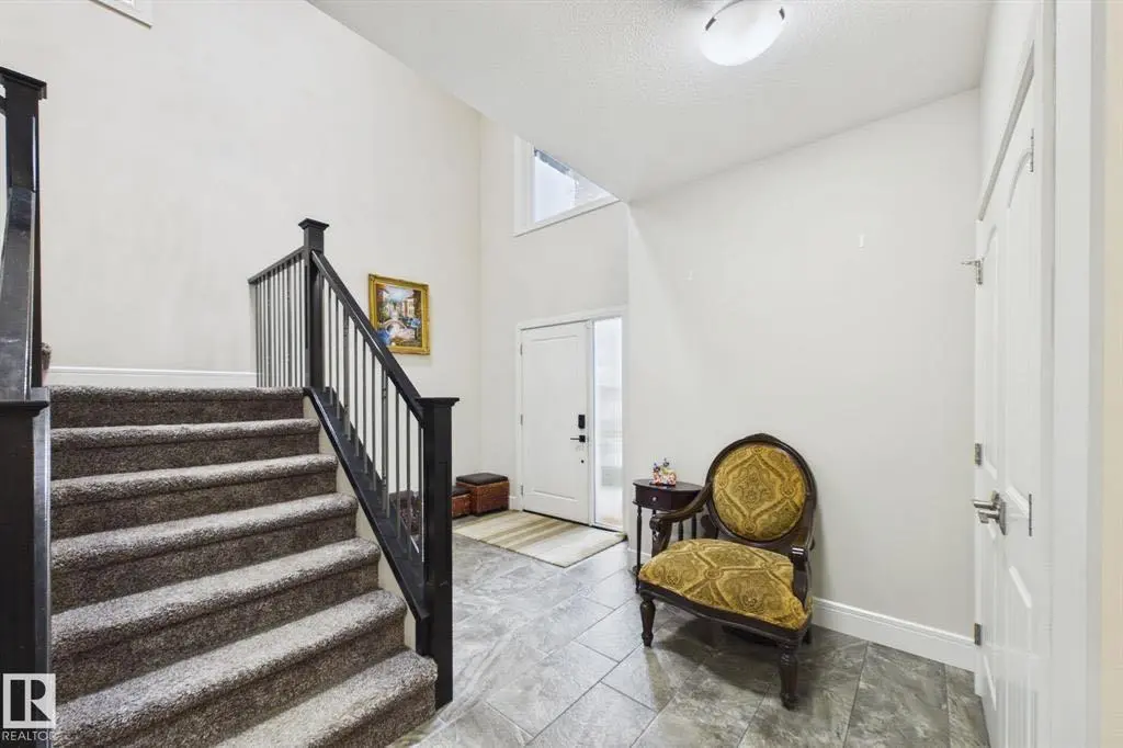48 Lundberg Crescent 
