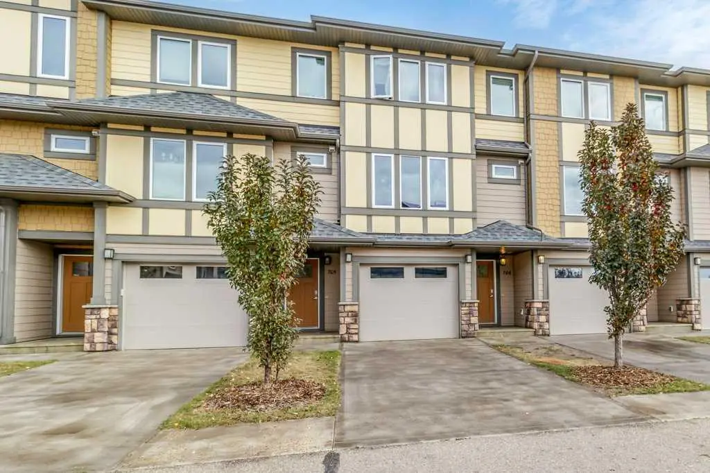 705, 339 Viscount Drive