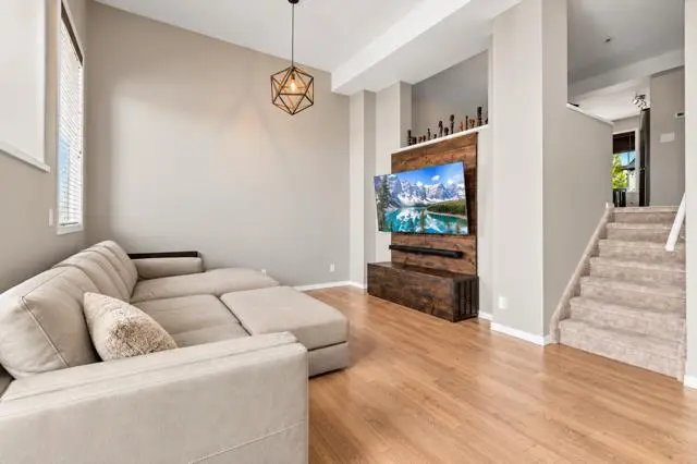 705, 339 Viscount Drive 