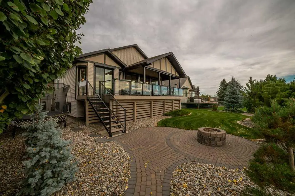 56 Canyoncrest Point W