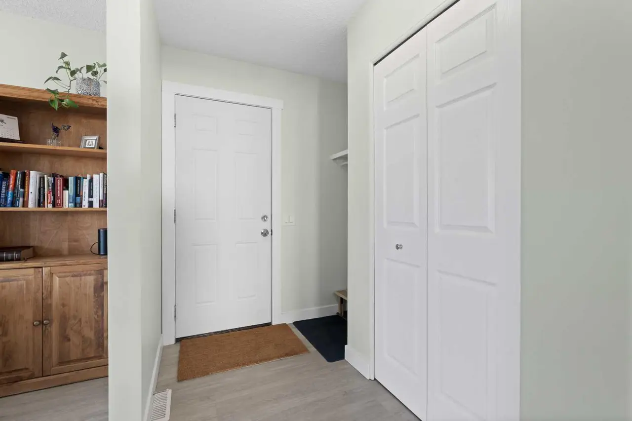 11 Berwick Hill NW