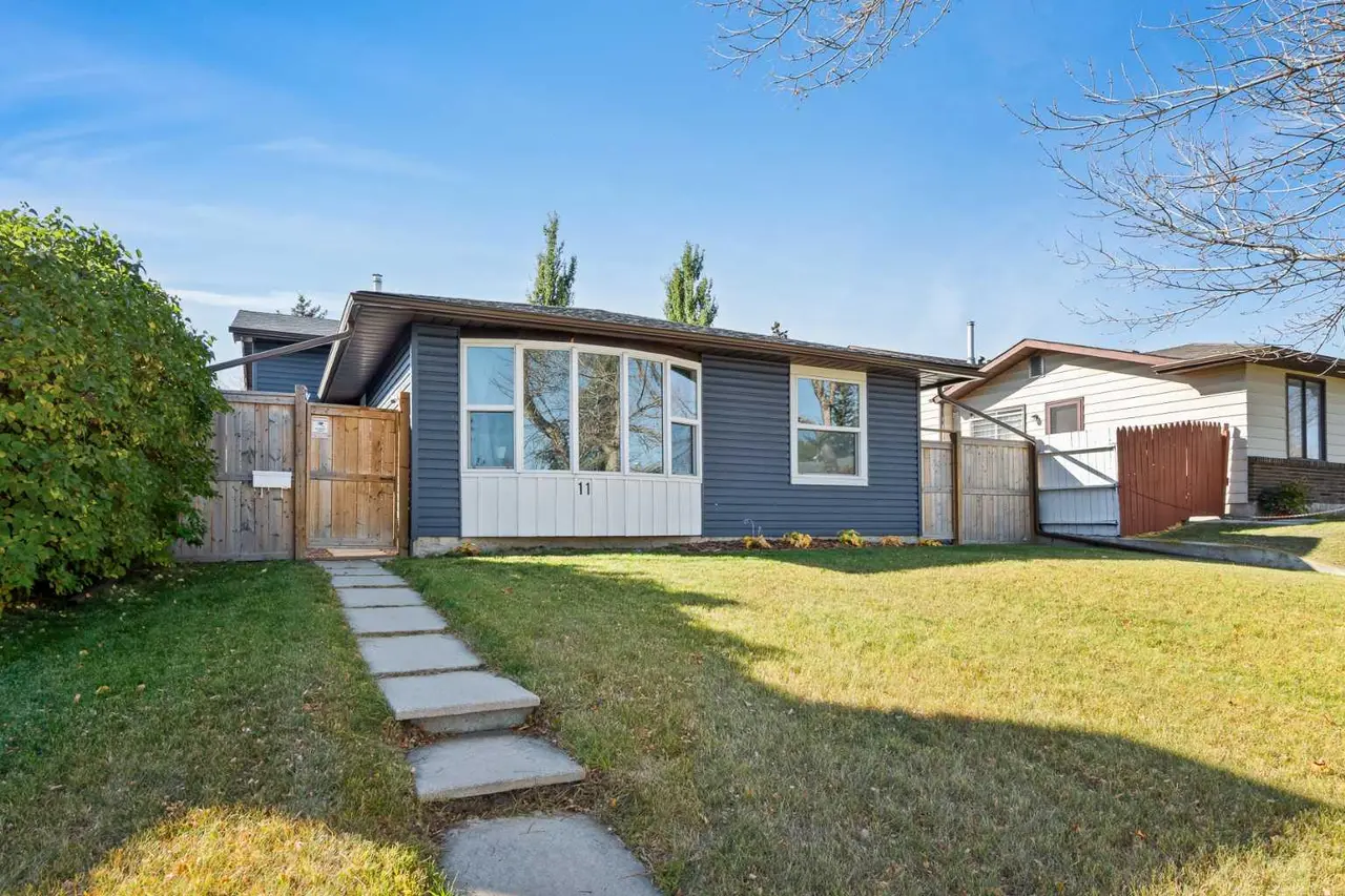 11 Berwick Hill NW