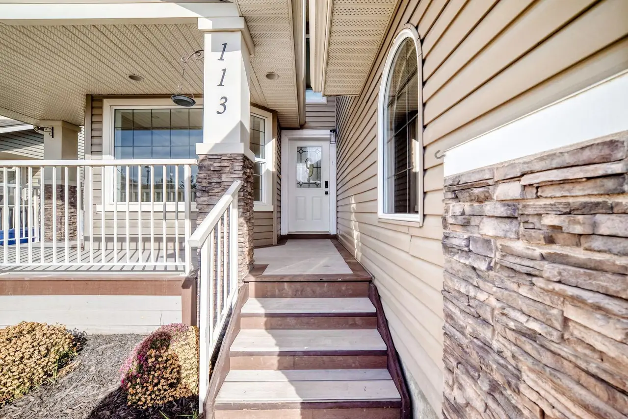 113 Cove Hill 