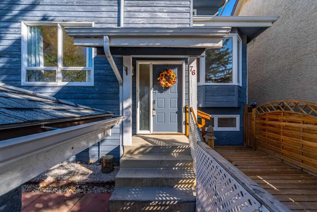 76 Hawkville Place NW