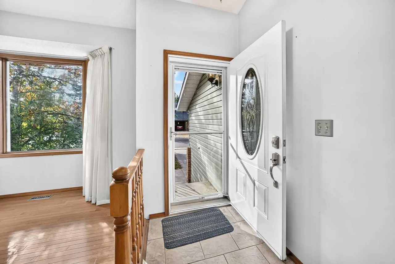 64 Edforth Crescent NW