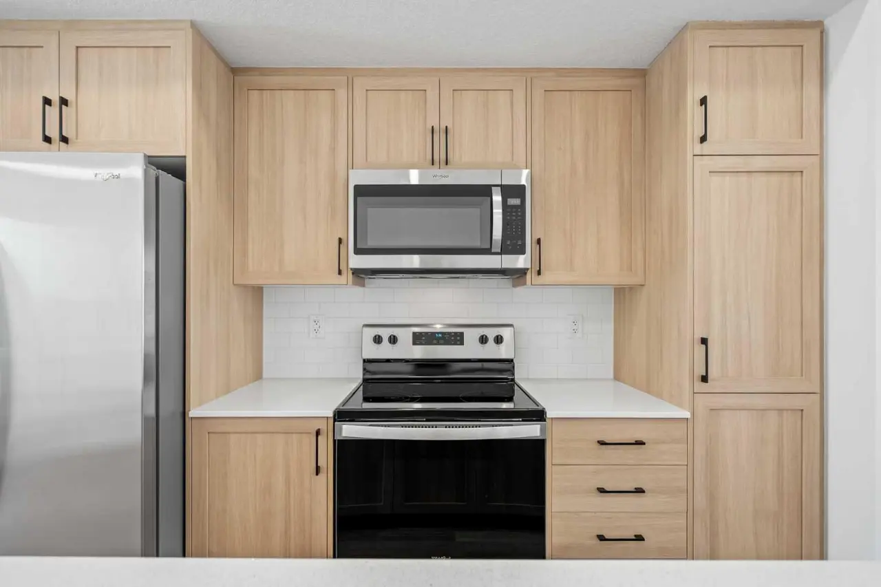 1308, 25 Wildwoods Court SW