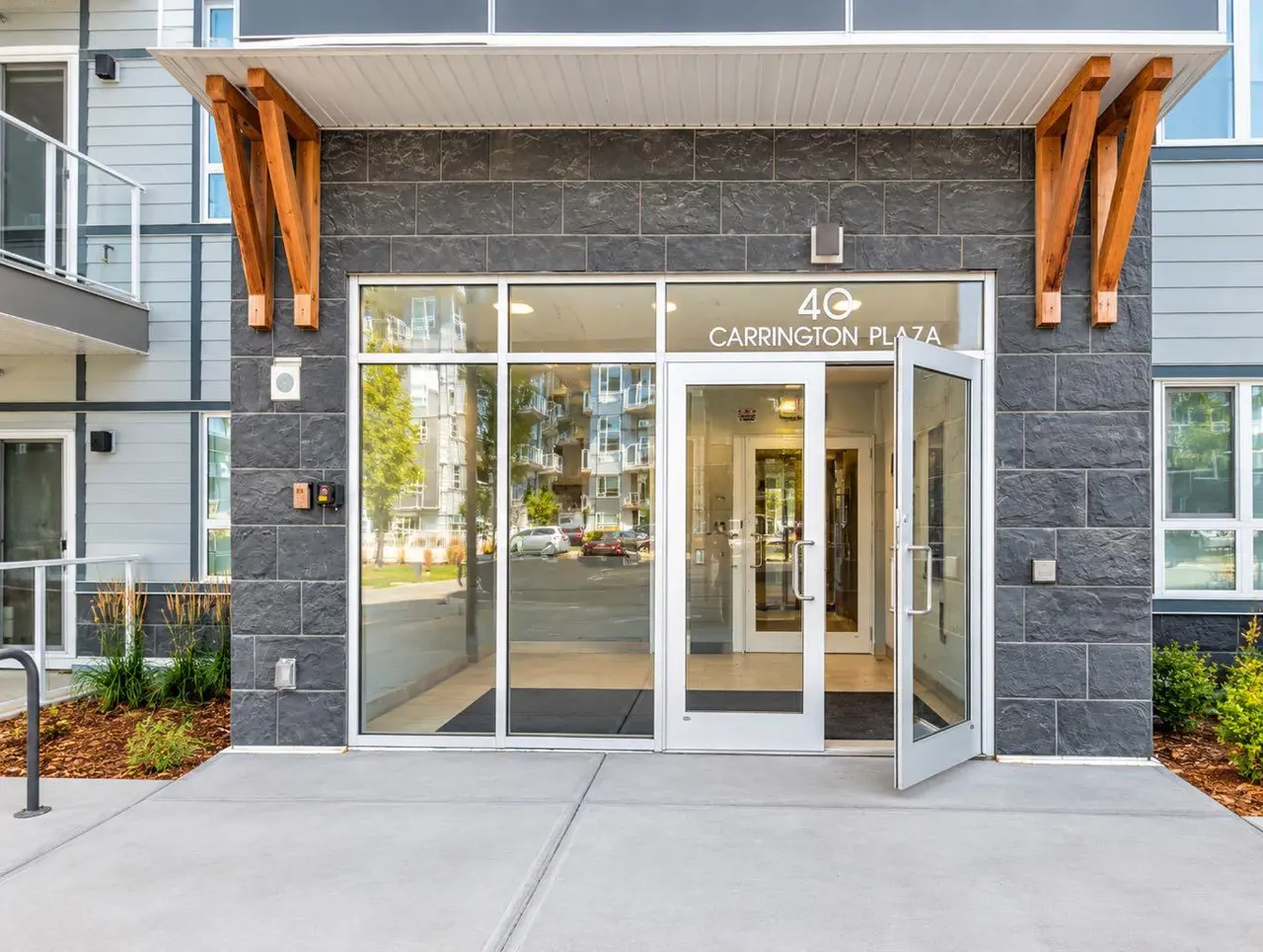 411, 40 Carrington Plaza NW