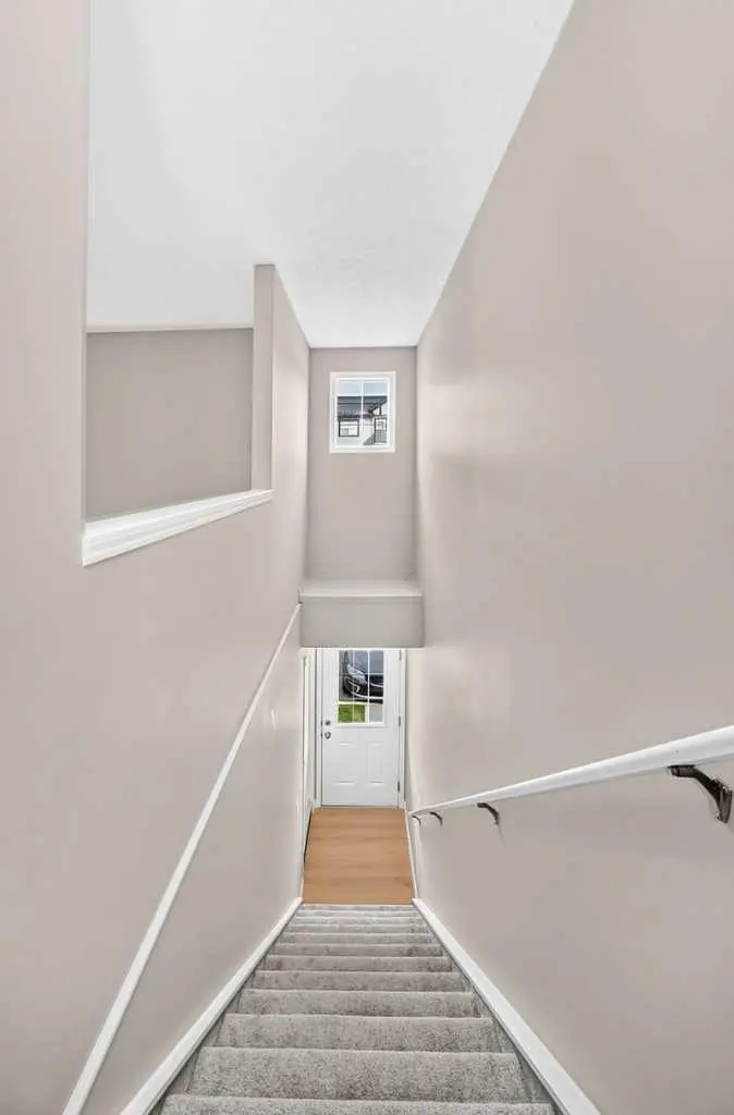 1810, 140 Sagewood Boulevard SW