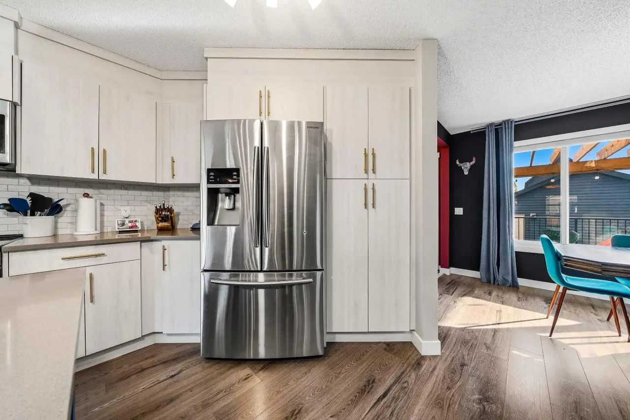 292 Chinook Gate Close SW