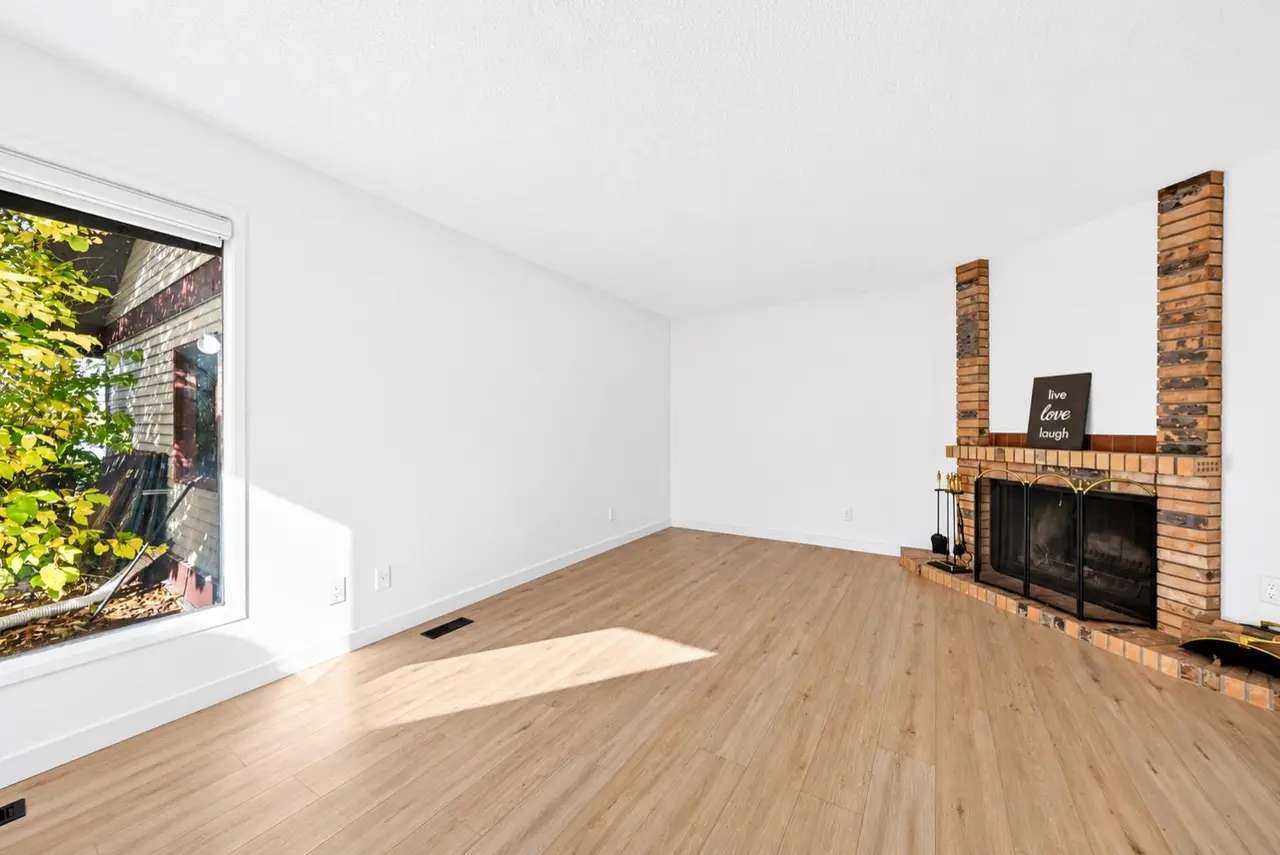 52 Templegreen Bay NE