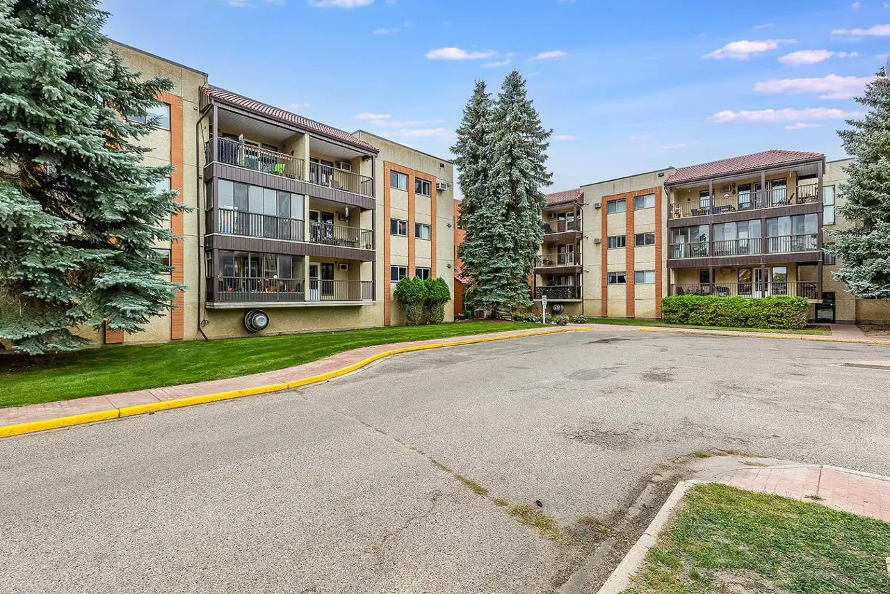 145, 1480 Southview Drive 