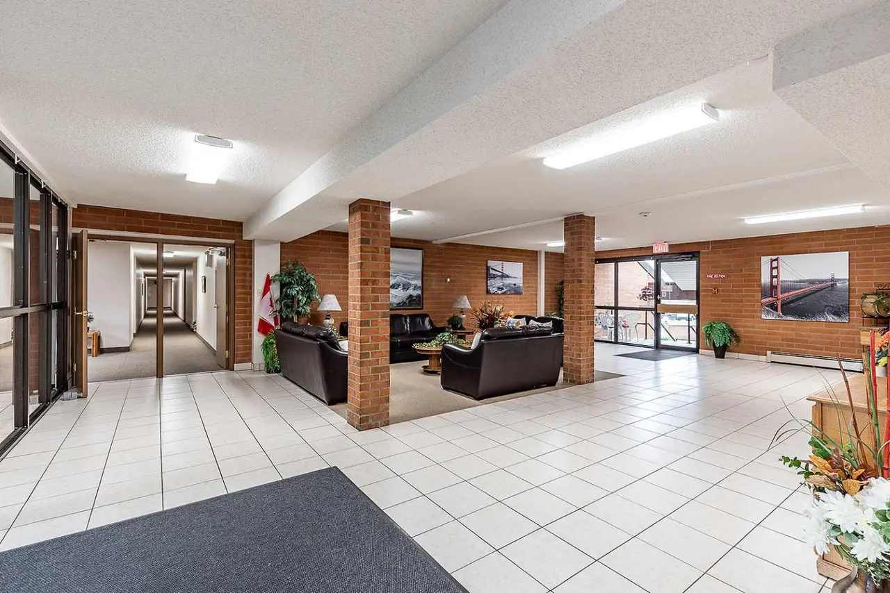 145, 1480 Southview Drive 