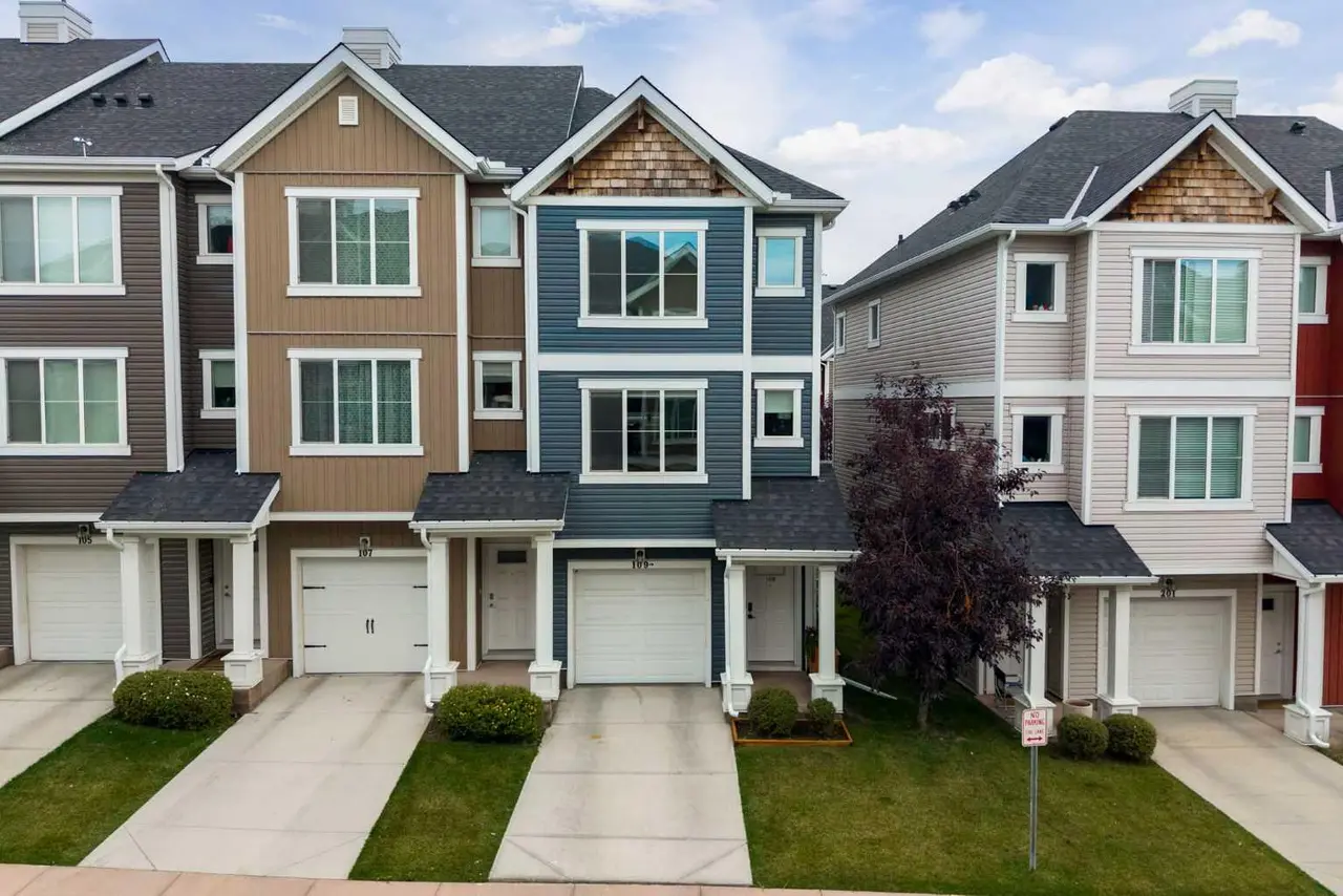 109, 355 Nolancrest Heights NW