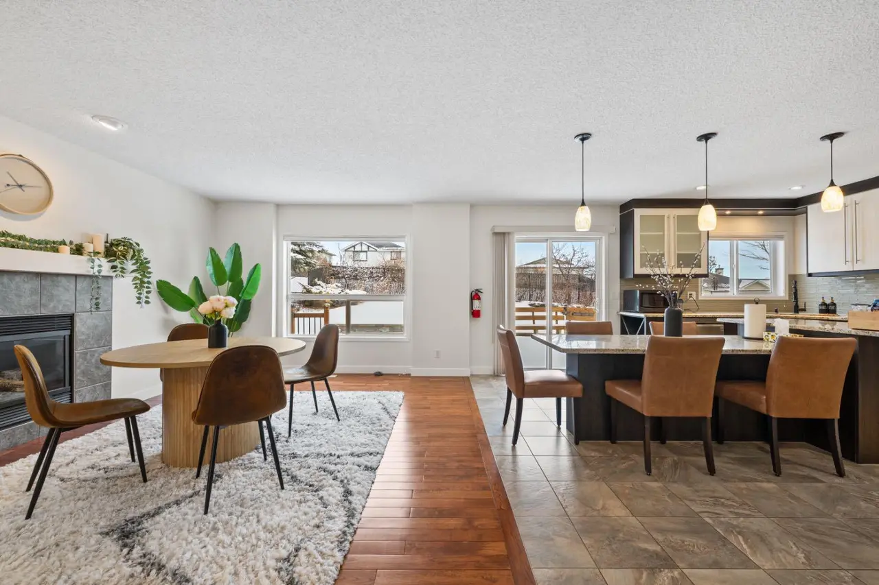 111 Panorama Hills Way NW