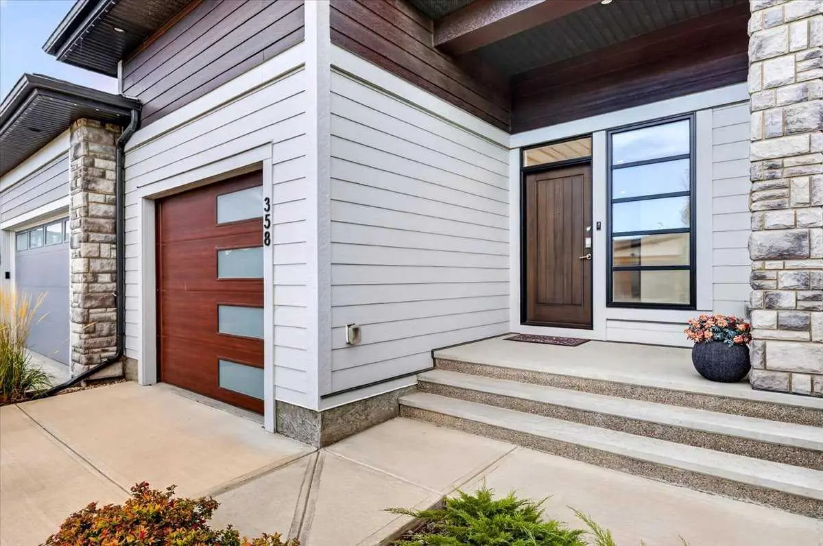 358 Marina Cove SE