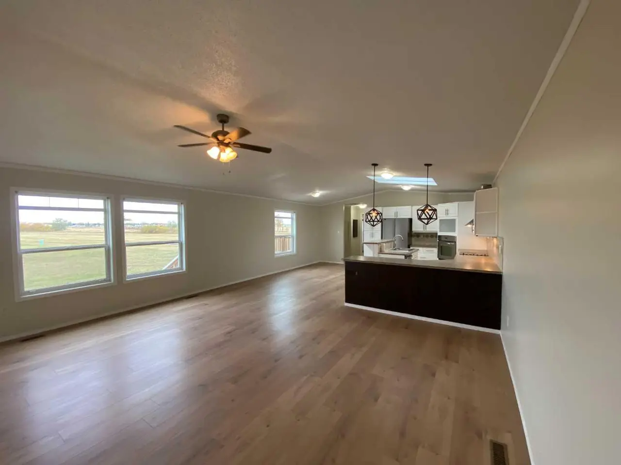 127 Meadowplace Drive E