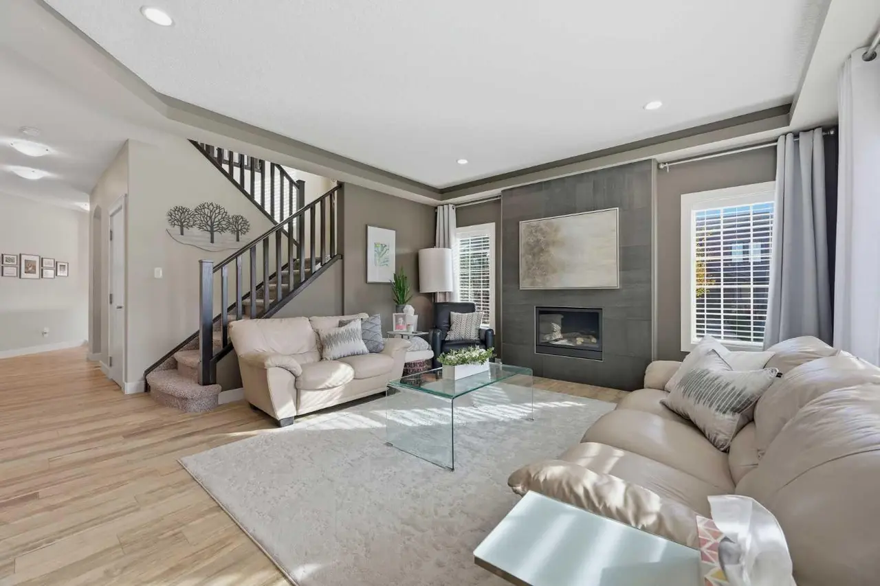 3 Cooperstown Row SW