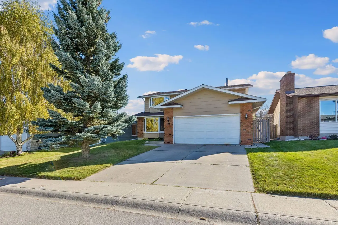19 Woodbrook Road SW