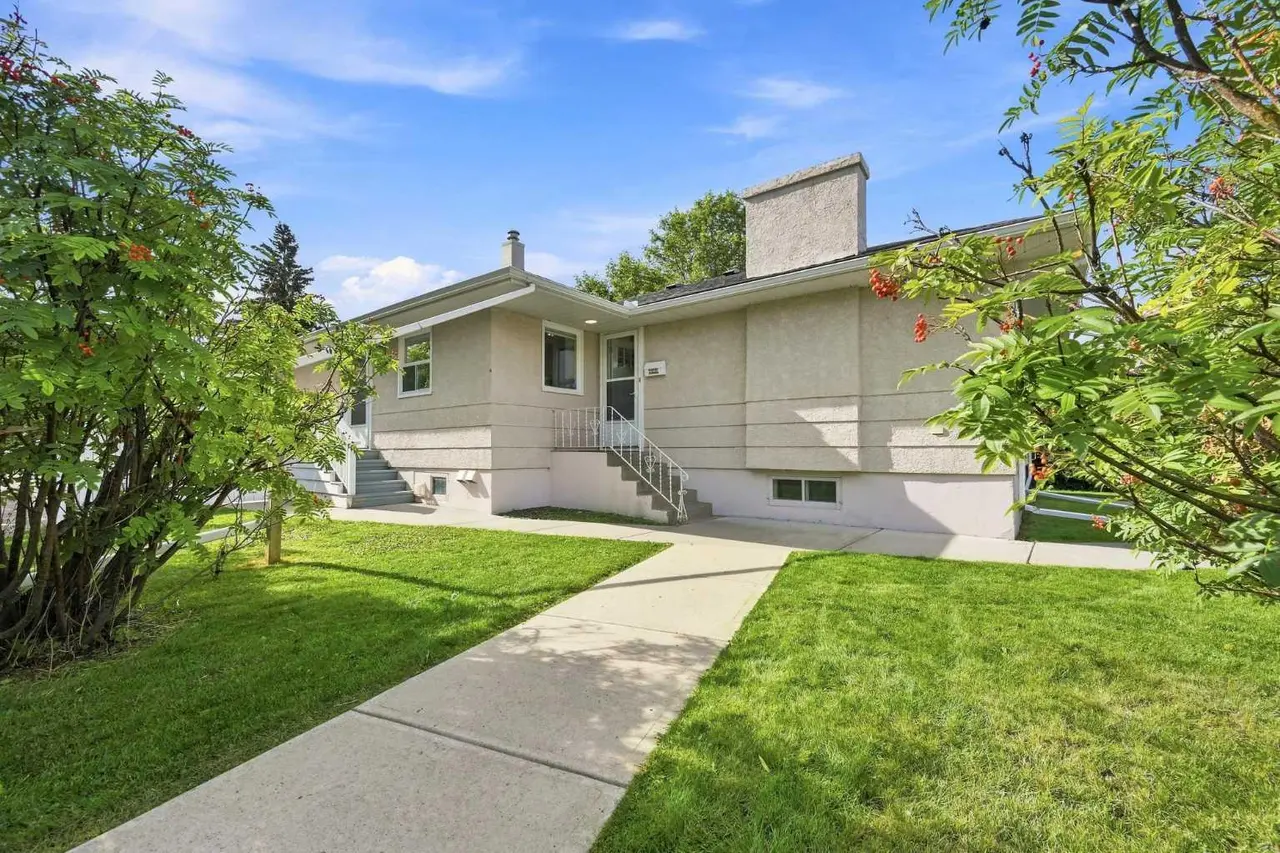 2404 & 2406 Richmond Road SW