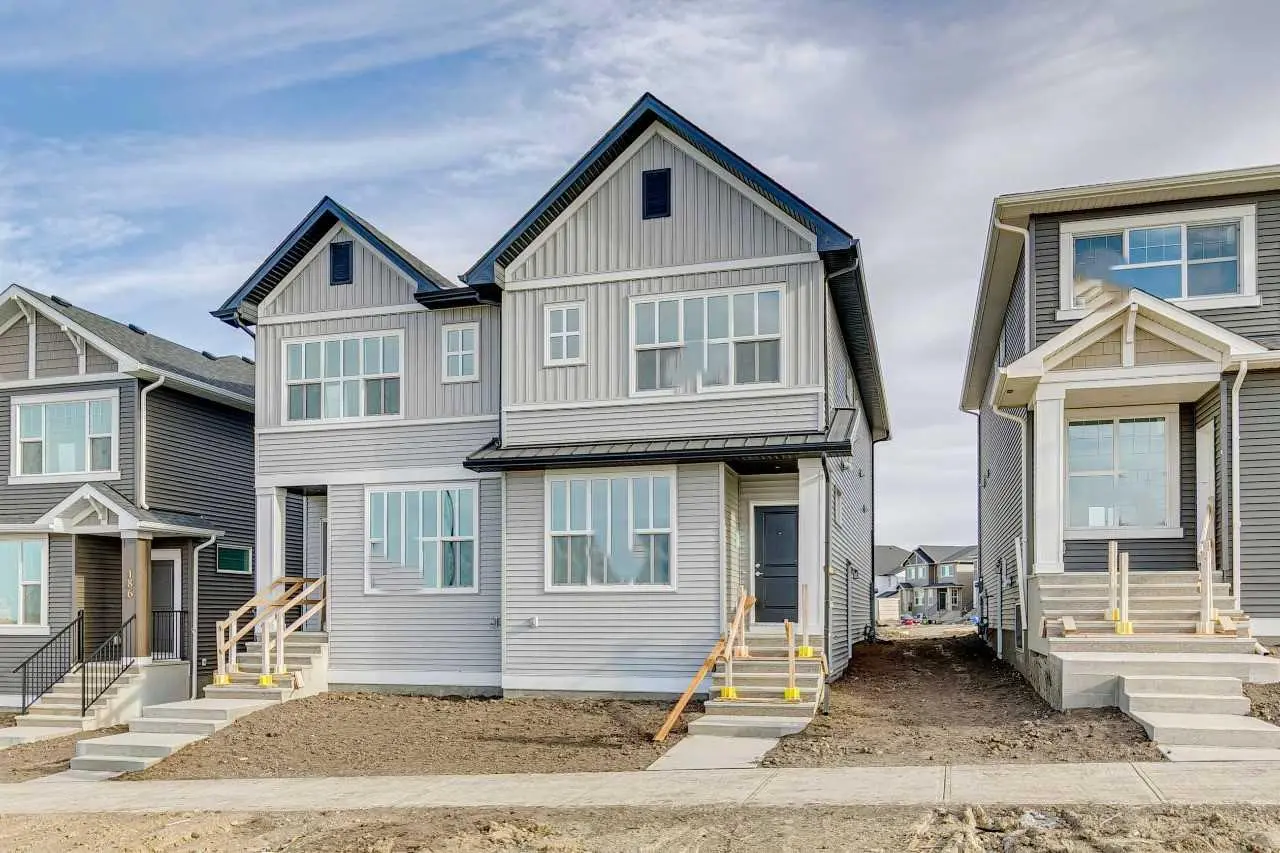 178 Aquila Grove NW