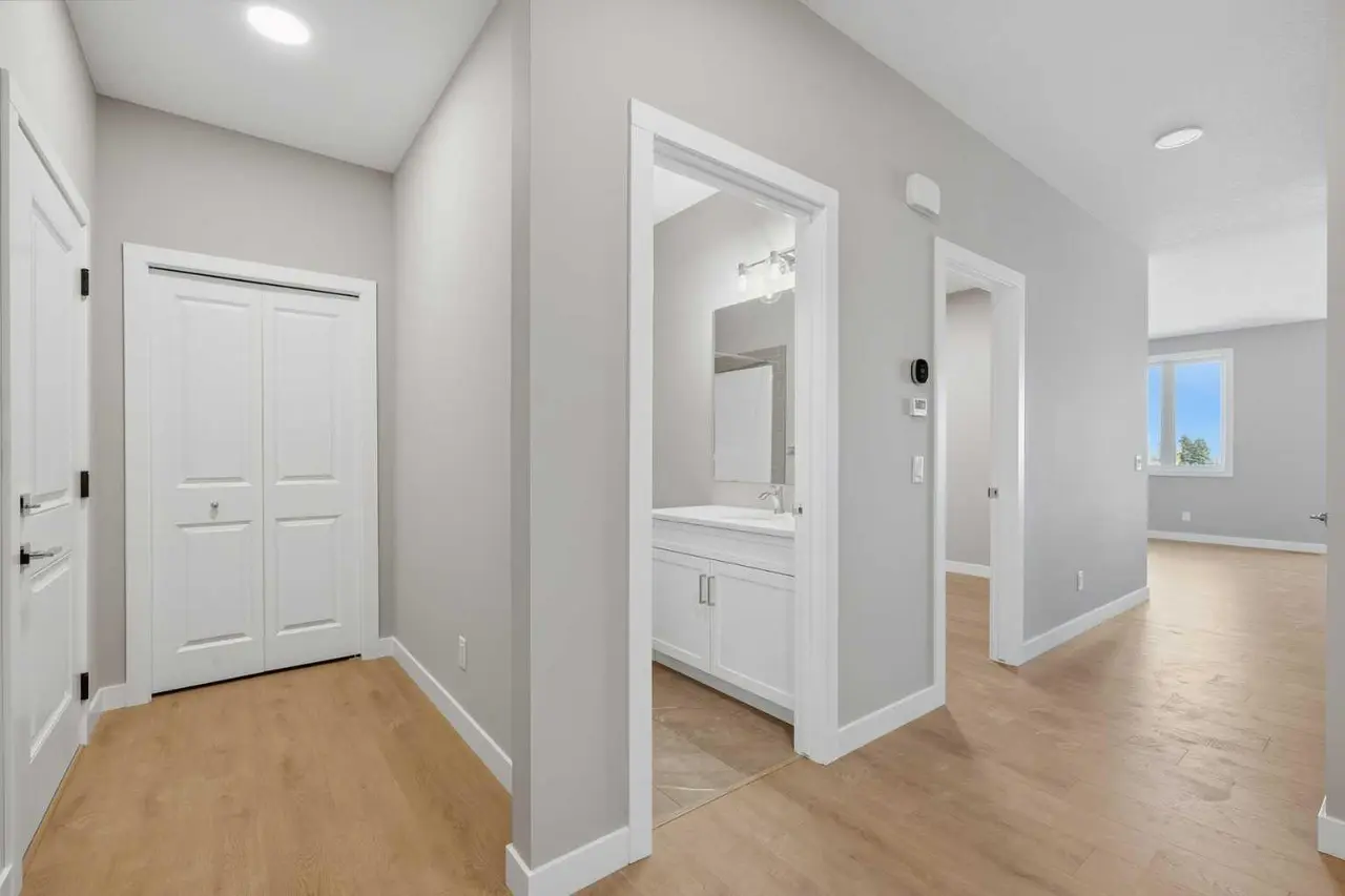 59 Belvedere Crescent SE