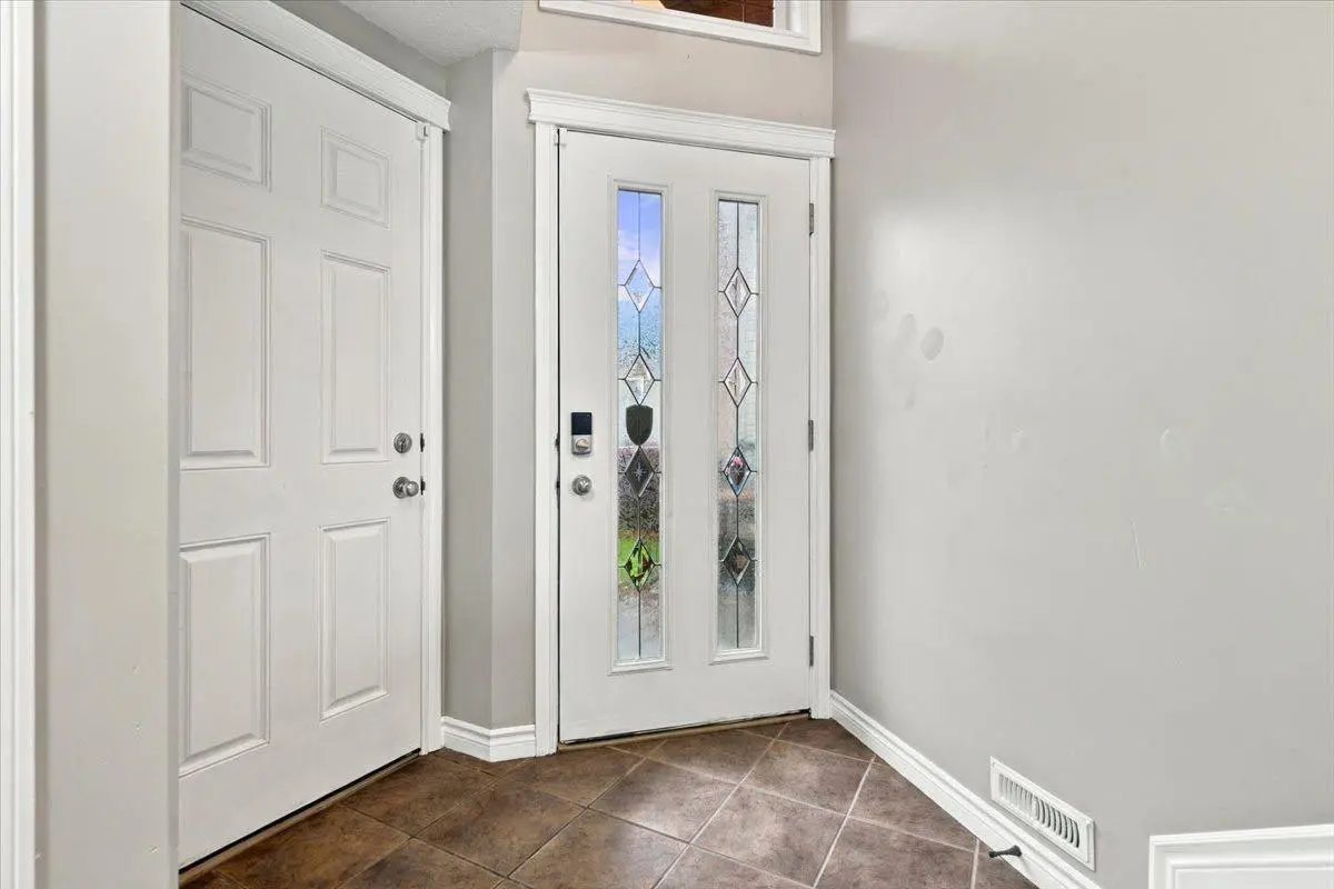 185 Pinnacle Drive 