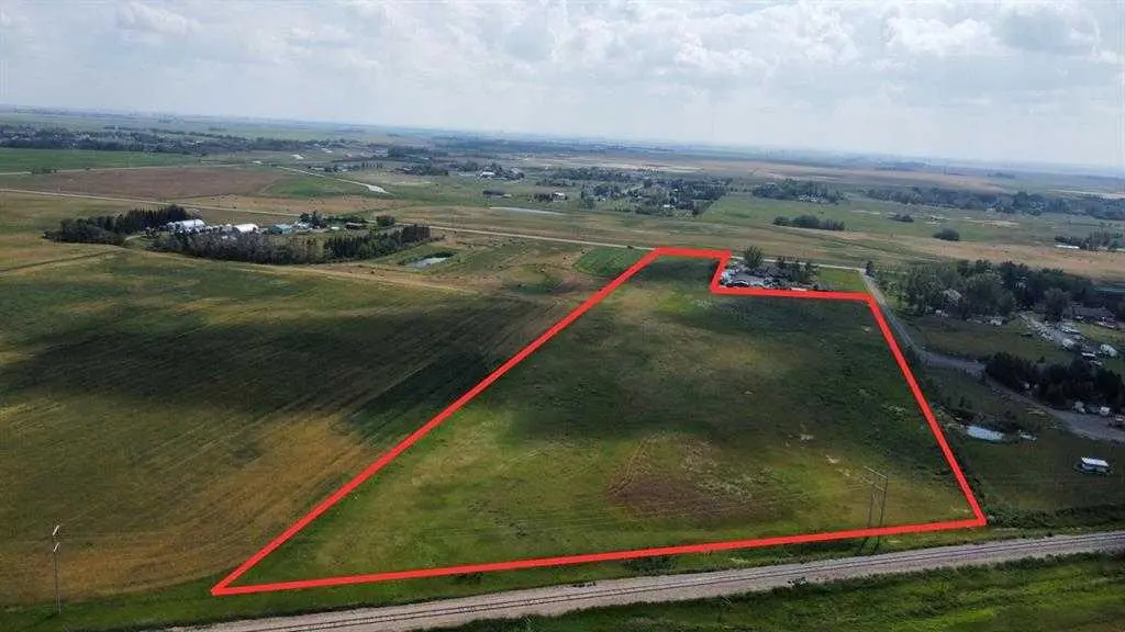 280132 Township Road 240  