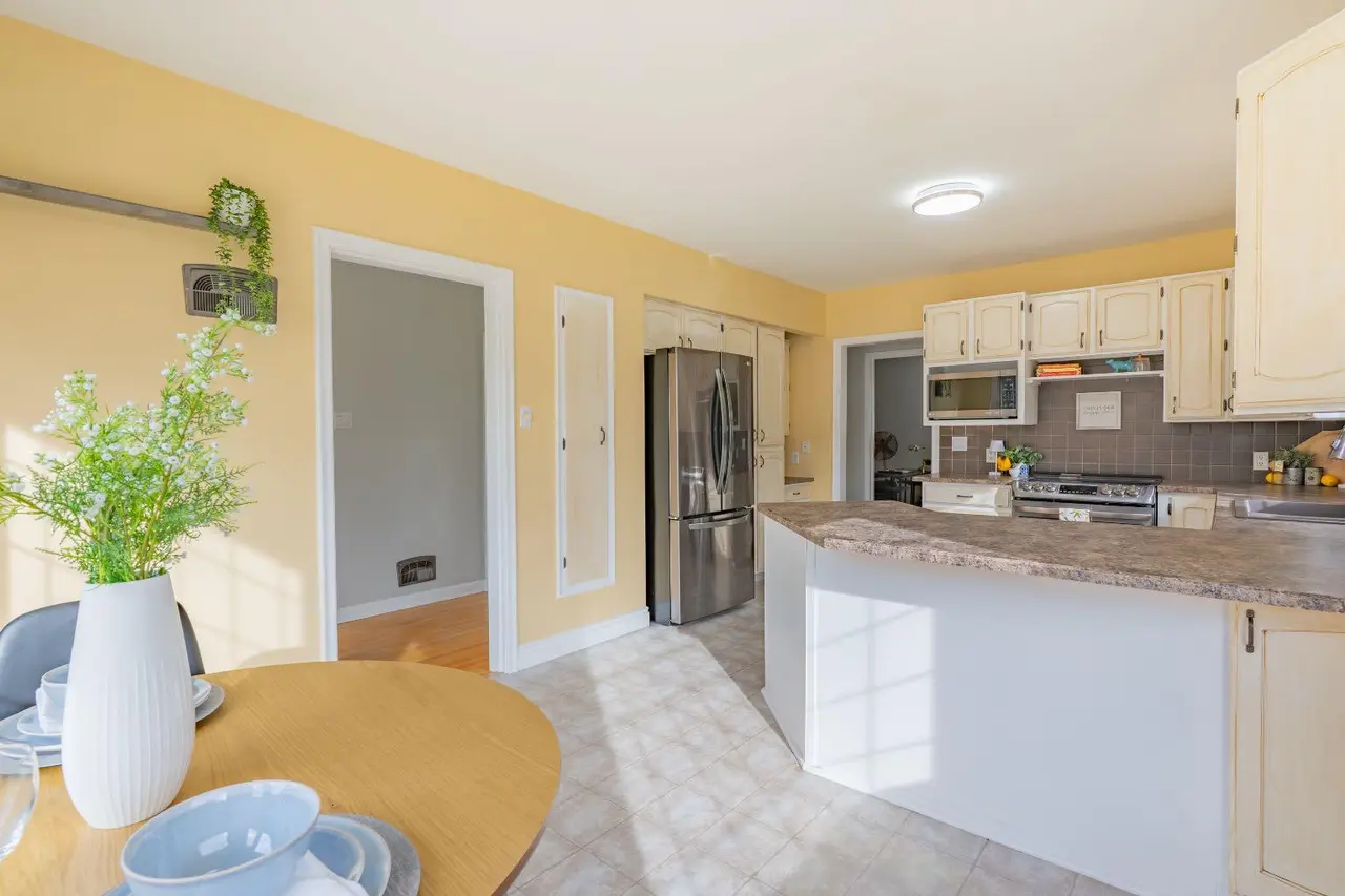 266 Prospect Drive SW