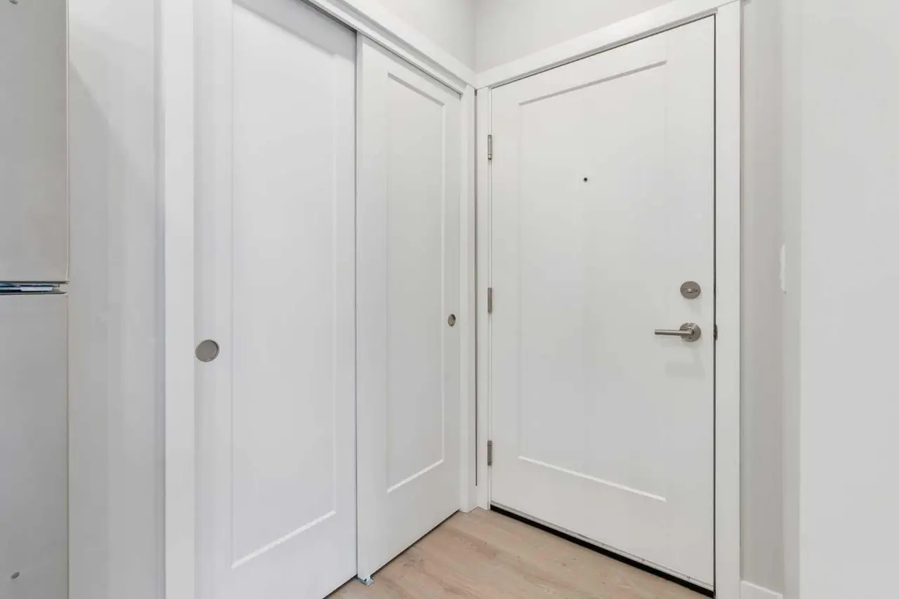 312, 655 Shawnee Square SW