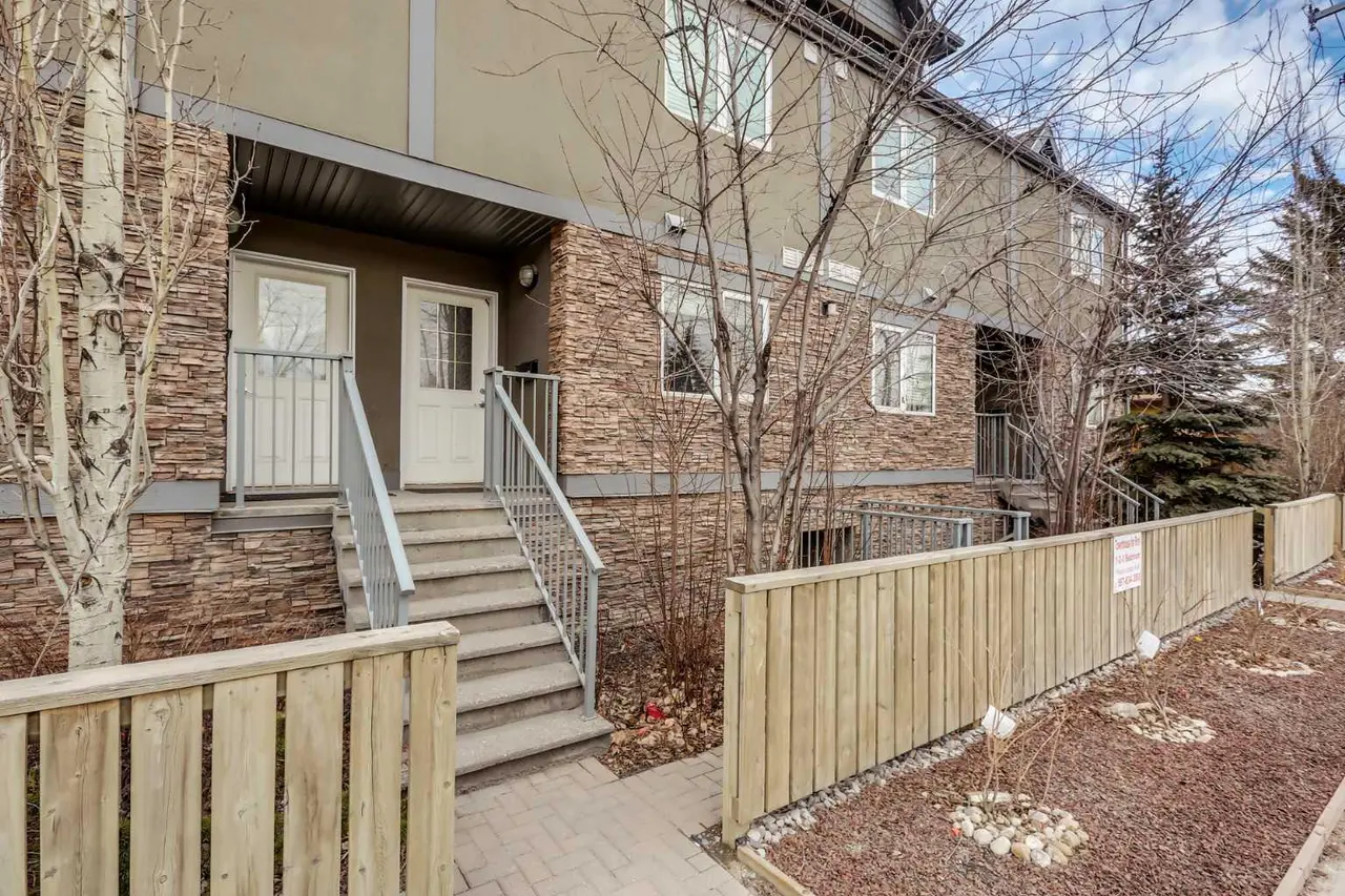 7714 - 7716 Bowness Road NW