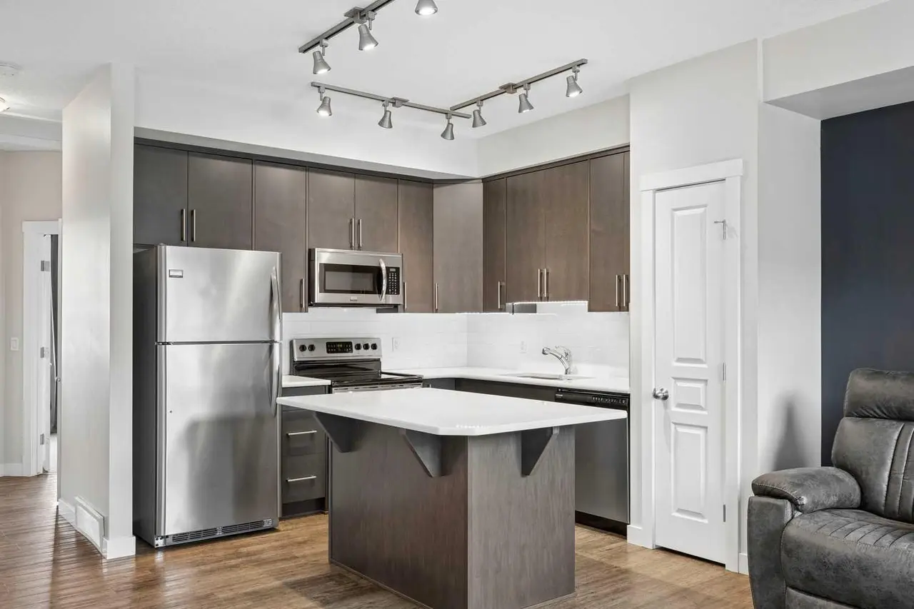 512 Cranford  SE