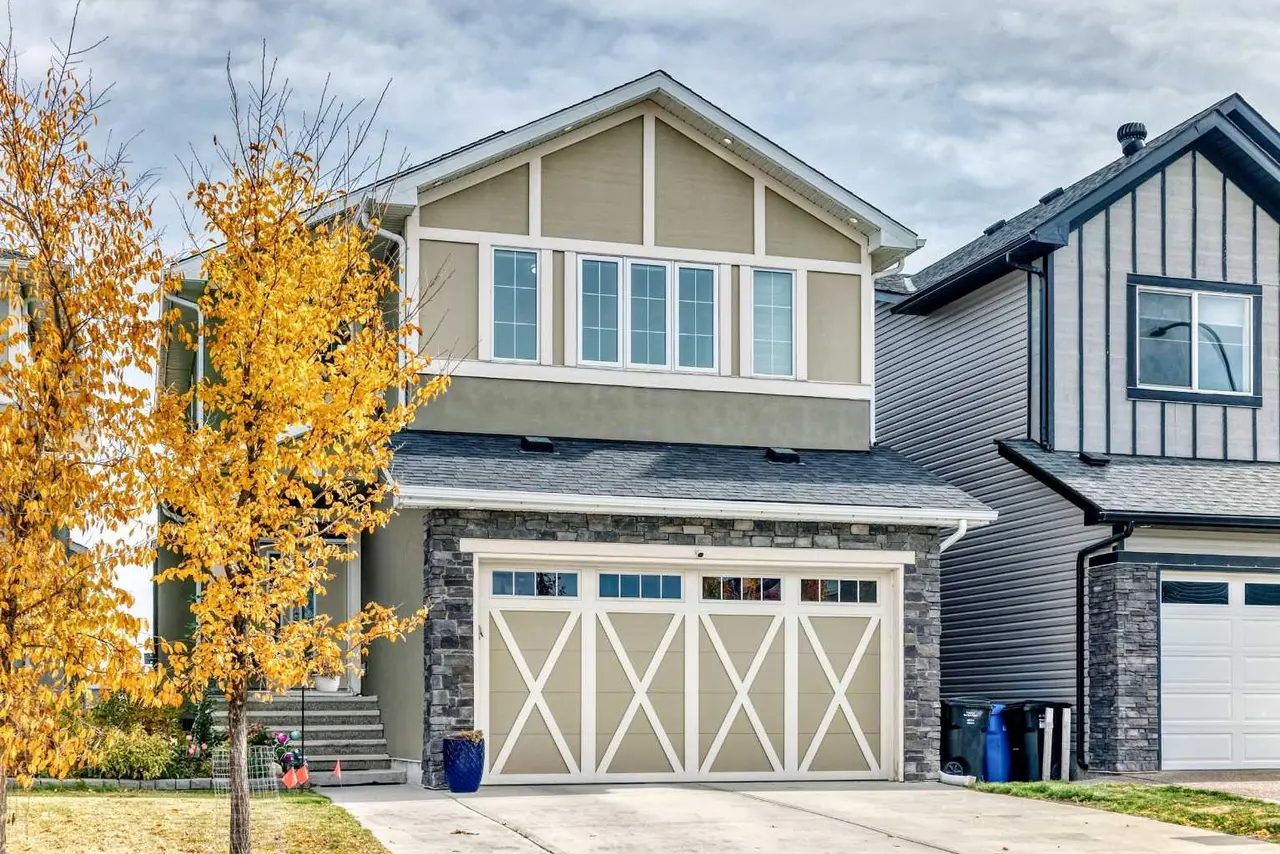 260 Corner Meadows Manor NE