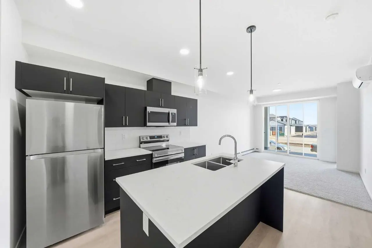 1105, 47 Creekview Gardens SW