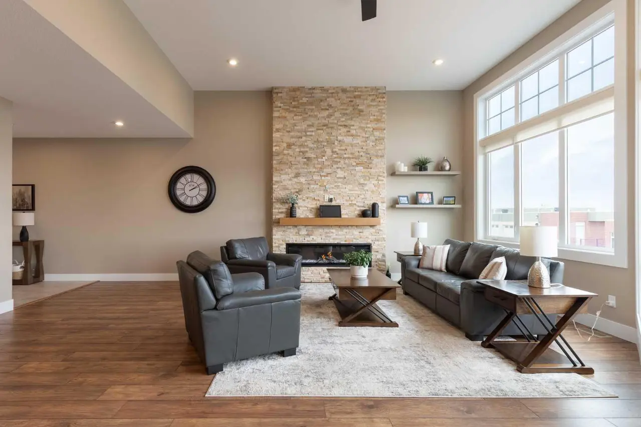 26 Palisades Lane NE