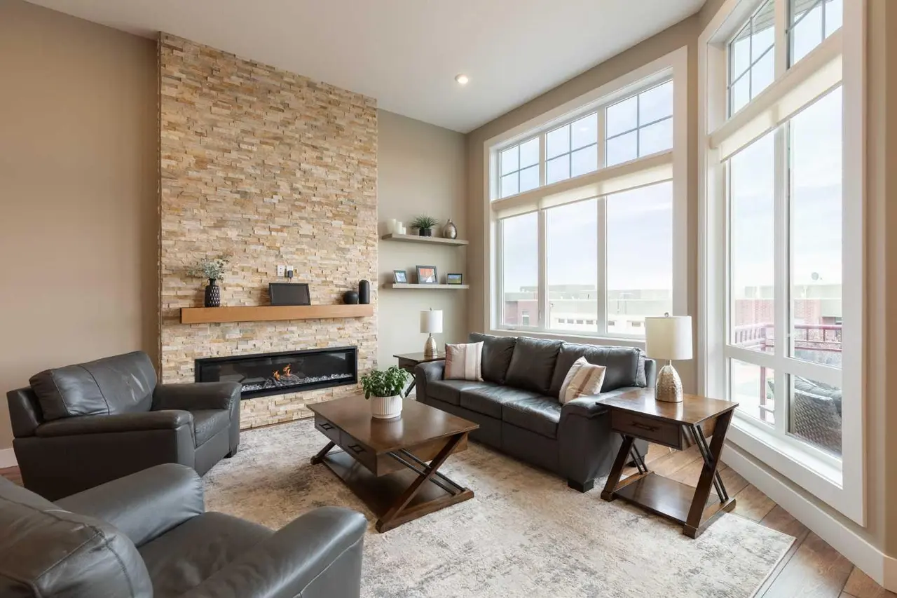 26 Palisades Lane NE