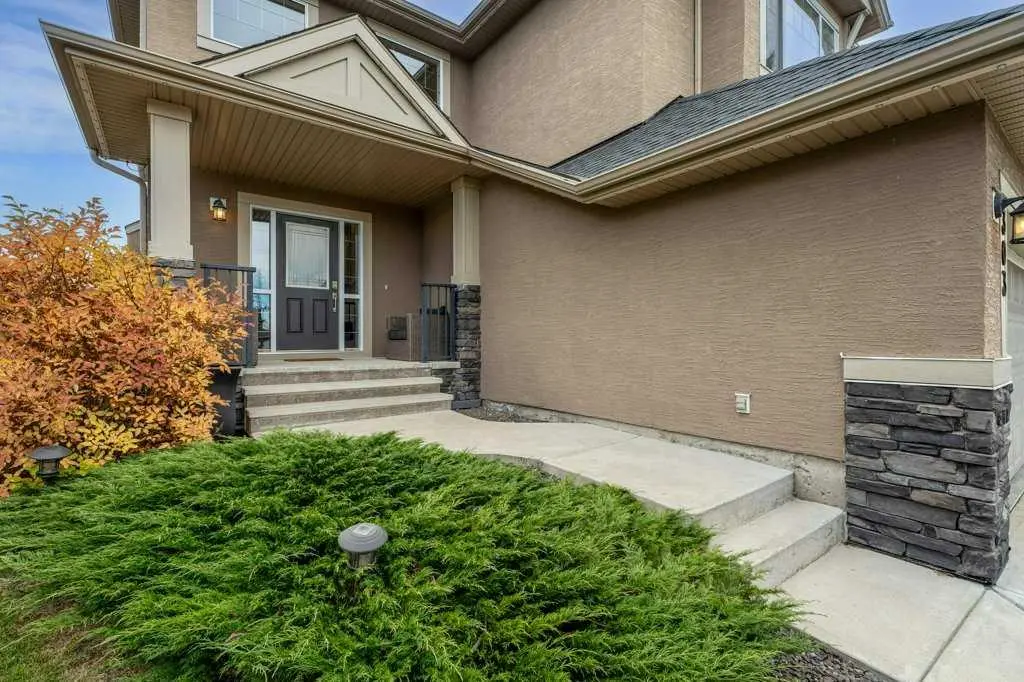 303 Lakeside Greens Drive 